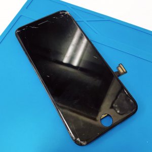 iPhone7 フロントパネル交換
