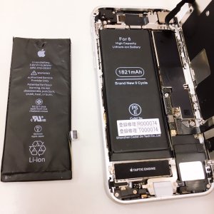 iPhone8 バッテリー交換