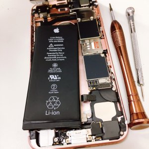 iPhone6S バッテリー交換