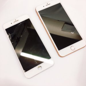 iPhone8 フロントパネル交換