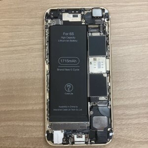 iPhone6S バッテリー交換