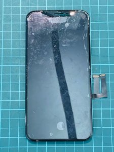 iPhone11 パネル交換