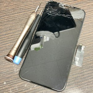 iPhoneXR 液晶画面交換修理