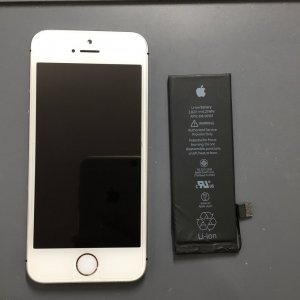 iPhoneSE バッテリー交換