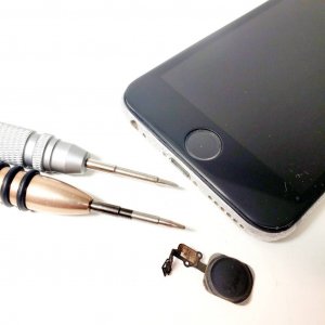iPhone6 ホームボタン修理