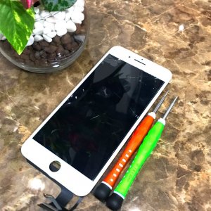 iPhone7＋ 液晶交換