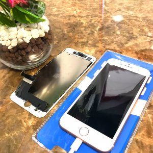 iPhone8 液晶交換