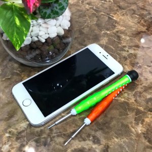 iPhone修理6s バッテリー交換