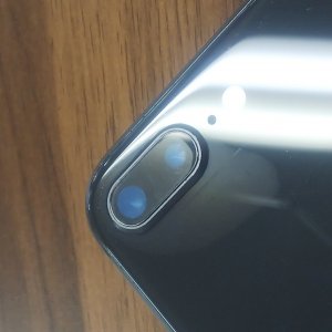 iPhone8+アウトカメラ修理