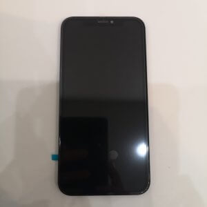 iPhone XR パネル交換