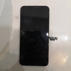 iPhone XSMAX パネル修理
