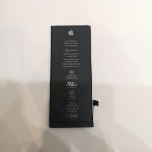 iPhone 6S バッテリー交換