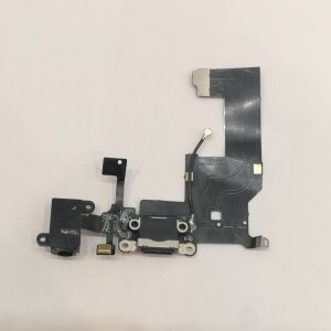 iPhone 5S ライトニング交換
