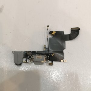 iPhone 6 ライトニング交換
