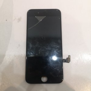 iPhone 8 パネル修理