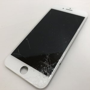 iPhone8　画面割れ