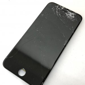 iPhone8　フロントパネル交換