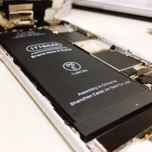 iPhone6S バッテリー交換