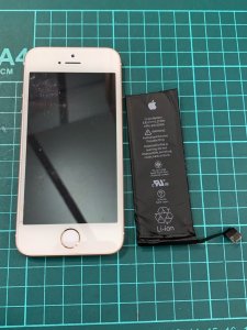 iPhoneSE バッテリー交換