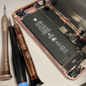 iPhone7バッテリー交換修理
