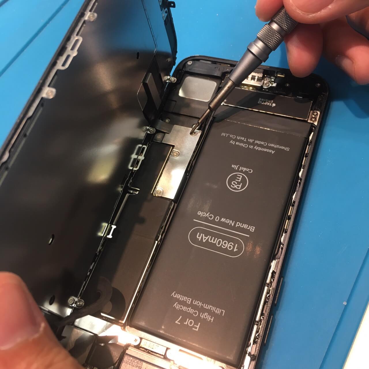 iPhone7 バッテリー交換修理