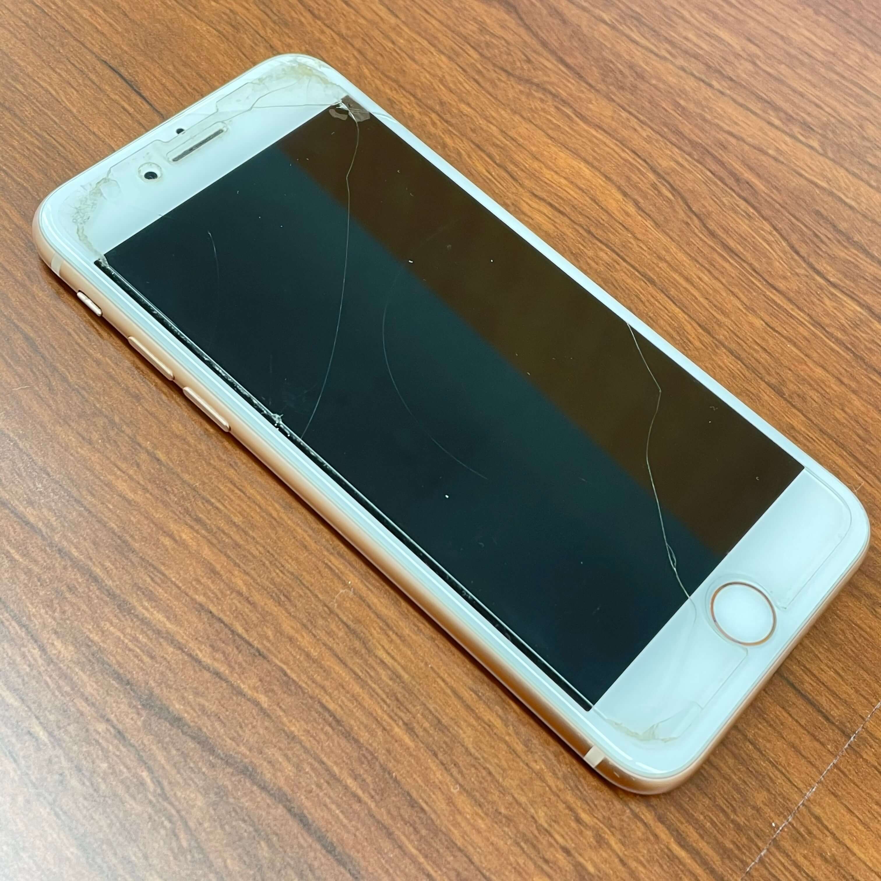 iPhone8液晶交換