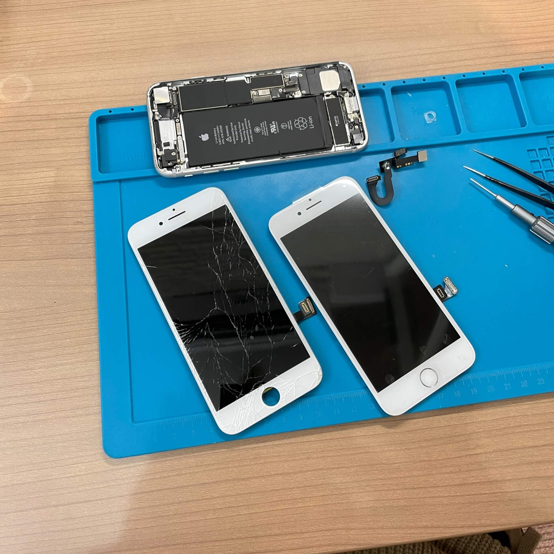 iPhone7 液晶交換
