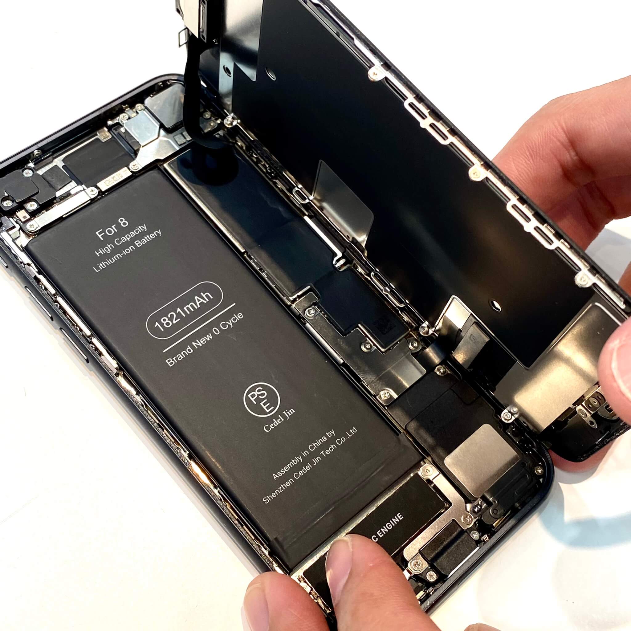 iPhone8バッテリー交換修理