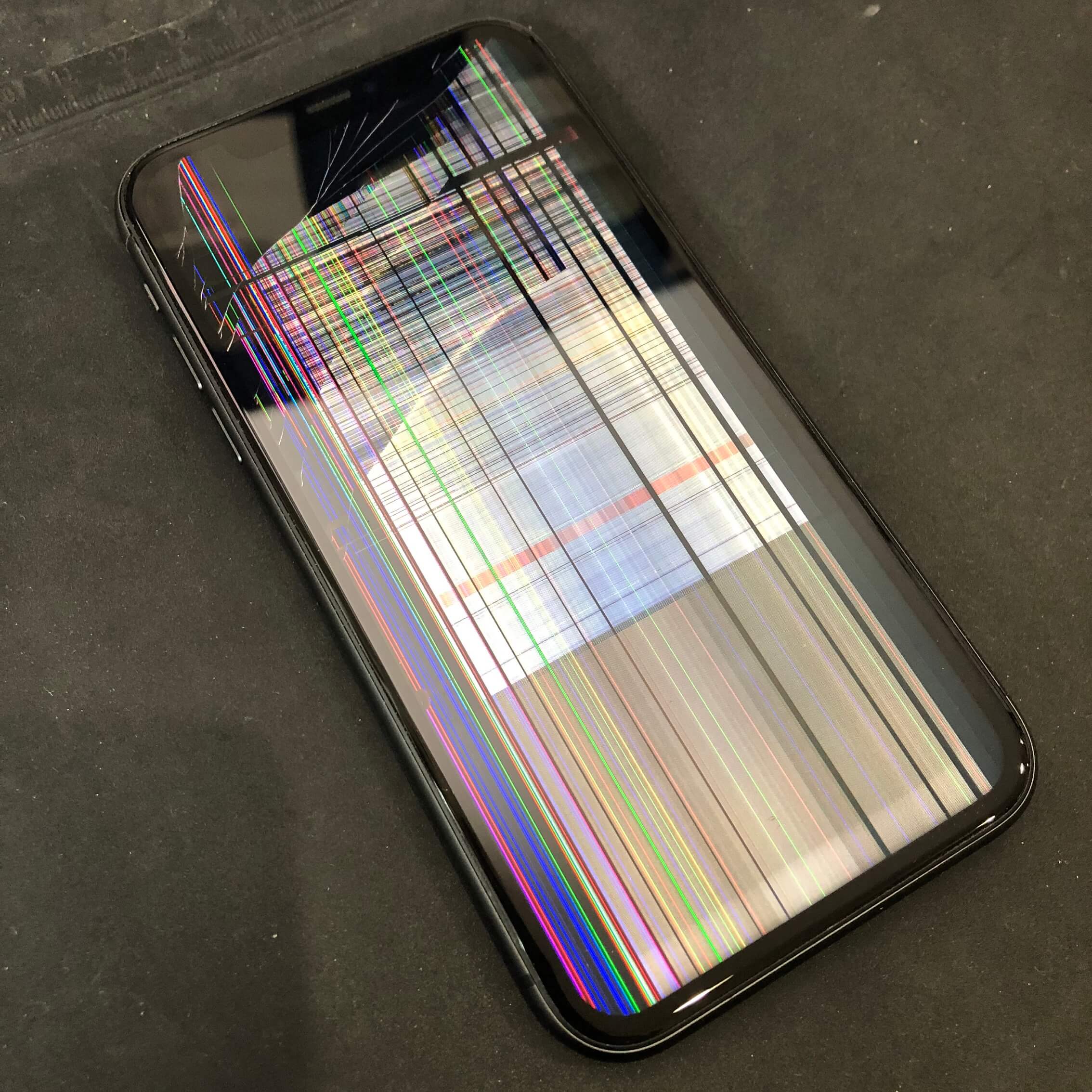 iPhone11 液晶交換