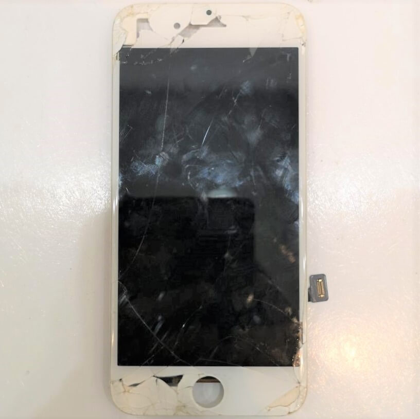 iPhone8 パネル交換