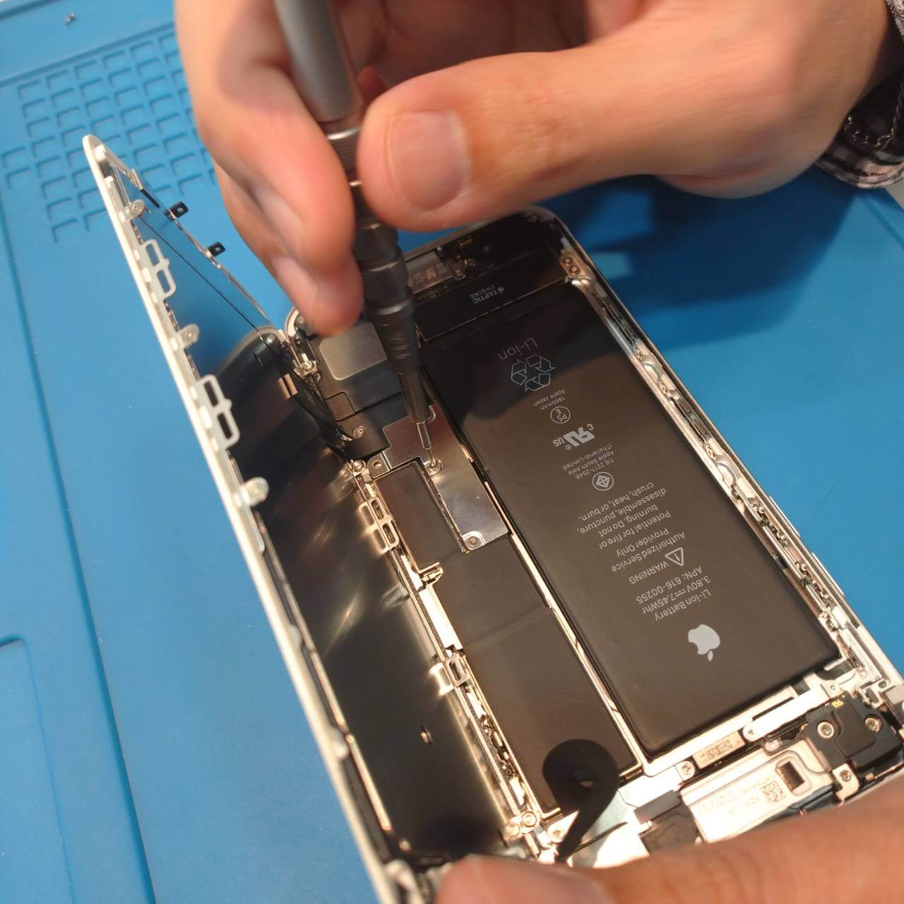 iPhone7バッテリー交換修理