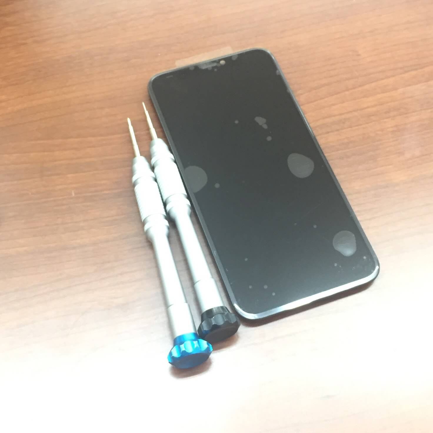iPhone11PRO フロントパネル交換