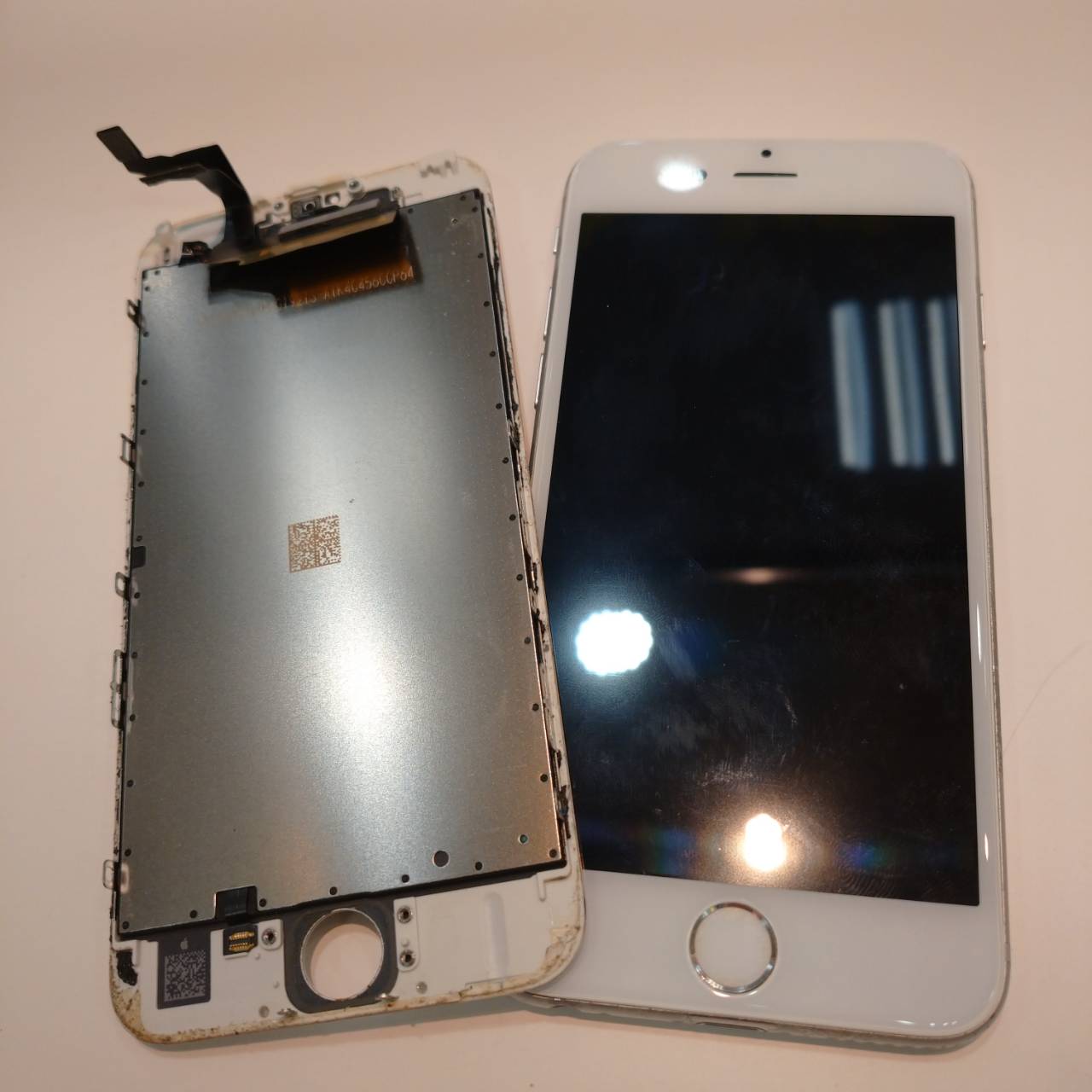 iPhone6S液晶交換修理