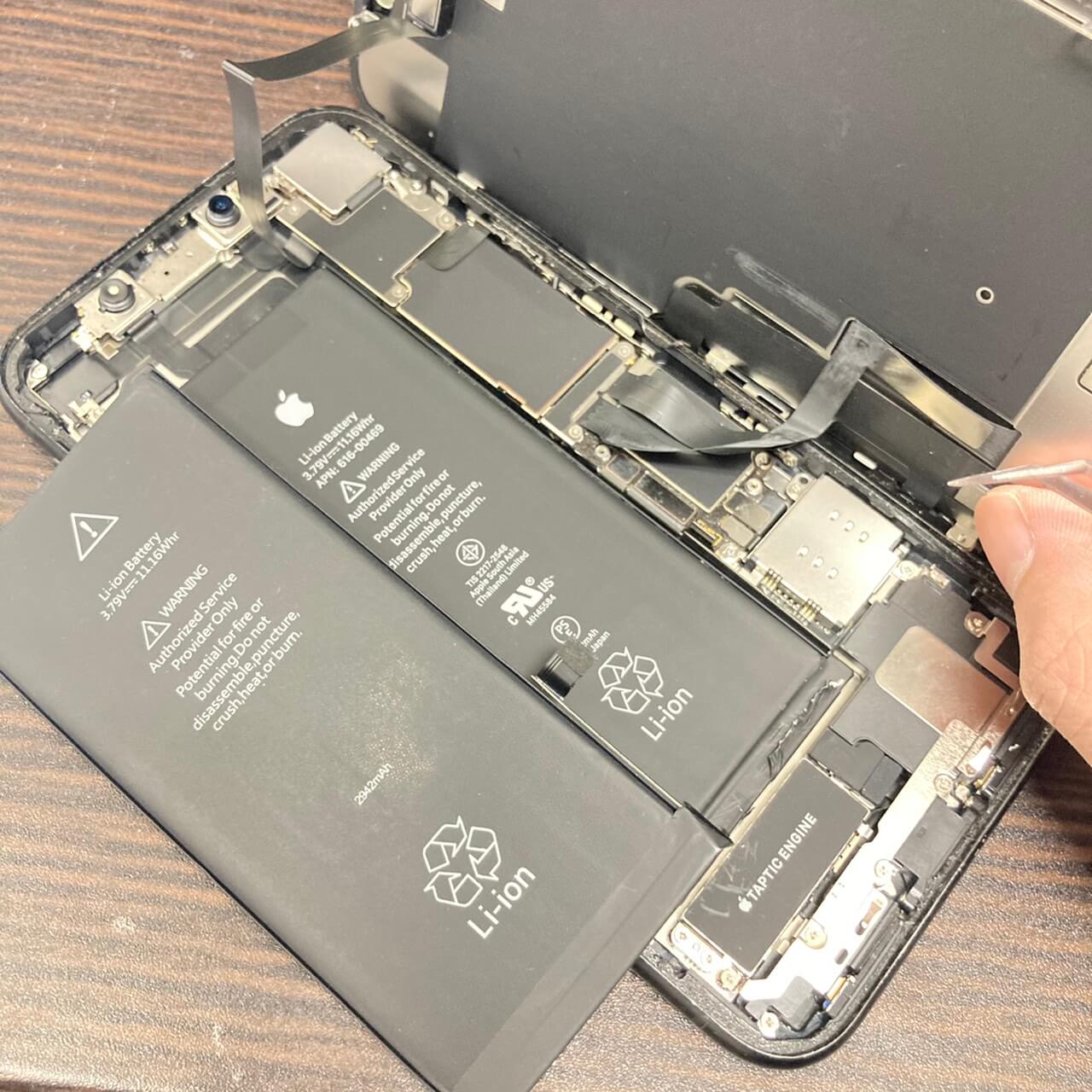 iPhoneXR バッテリー 交換修理 | iPhone修理SHOP