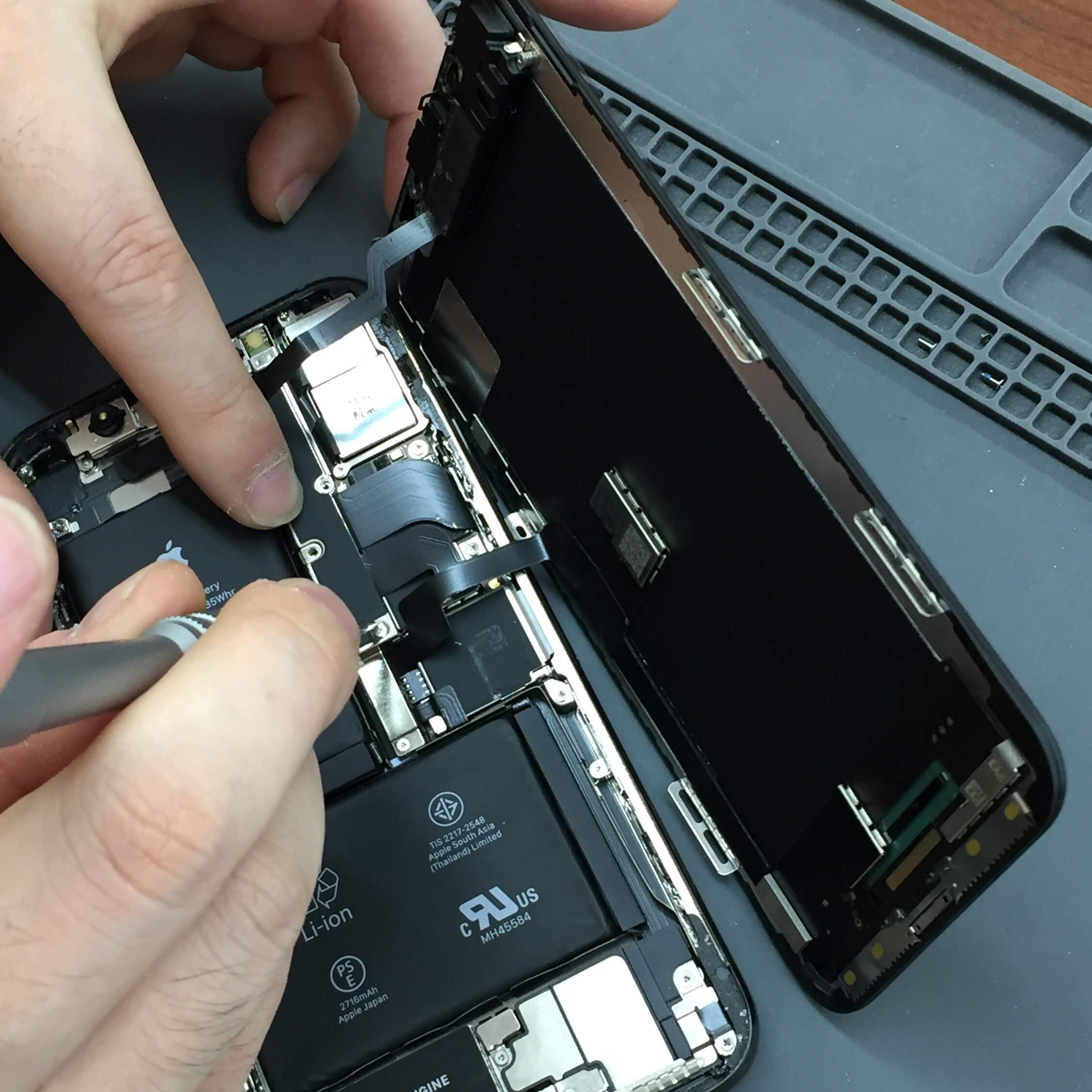 iPhone X 液晶交換