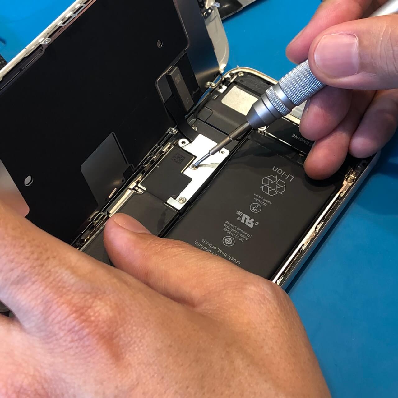 iPhone8 バッテリー交換修理