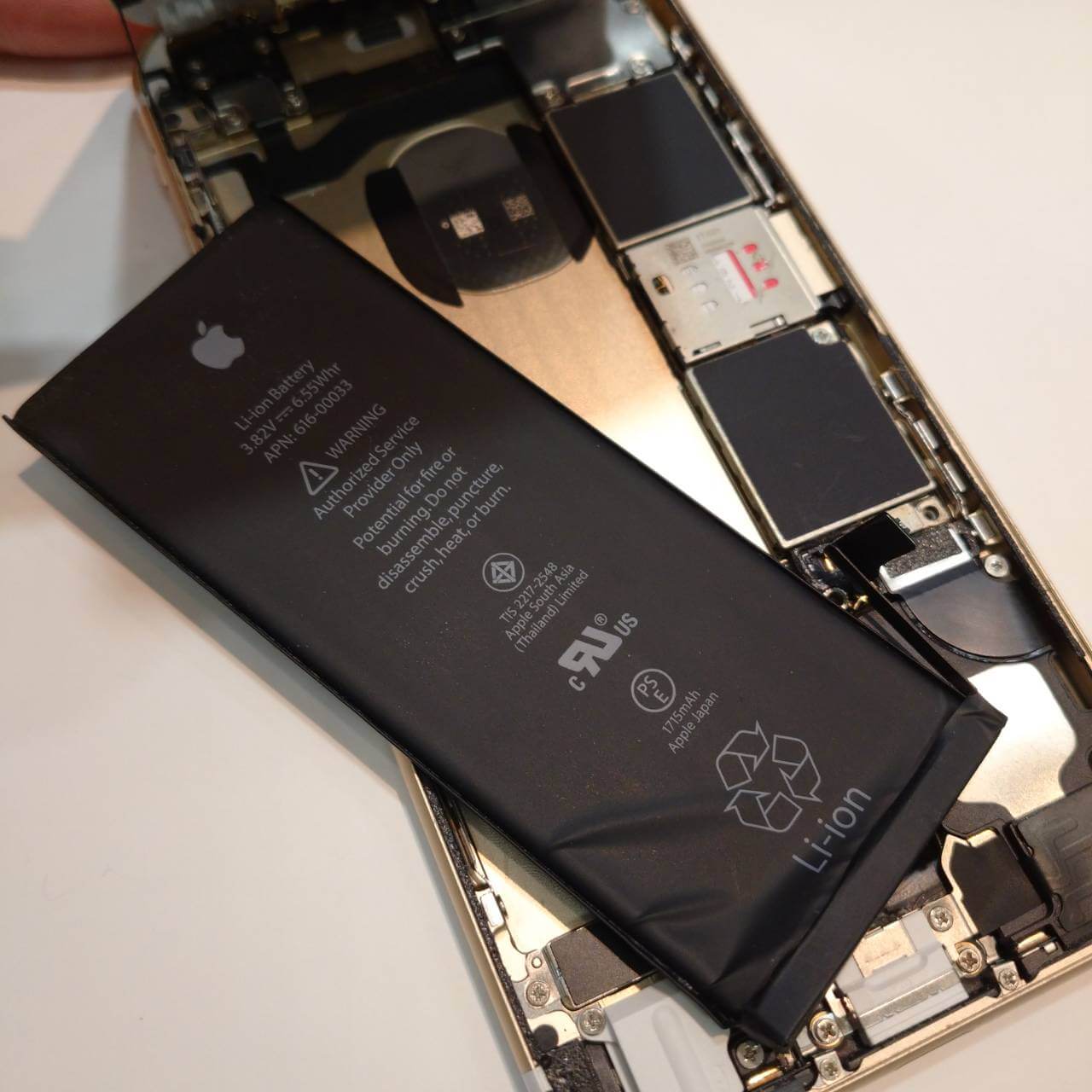 iPhone6S バッテリー交換修理