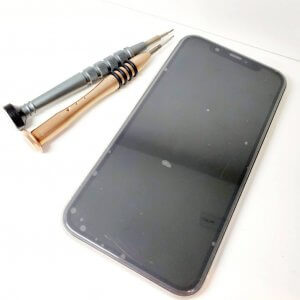 iPhoneXS 液晶交換