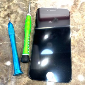 iPhone8 液晶交換修理