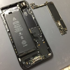 iPhone7　水没修理+画面交換