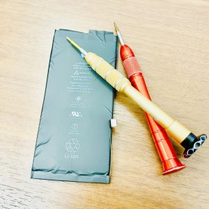 iPhone8P バッテリー交換