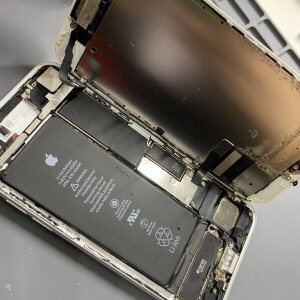 iPhone7 水没修理