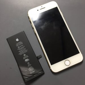 iPhone8 バッテリー交換
