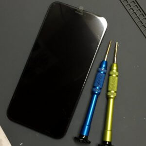 iPhoneXR フロントパネル交換