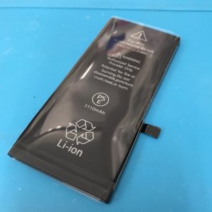 iPhone 11 バッテリー交換