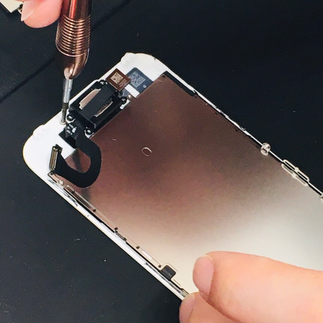 iPhone7 液晶交換