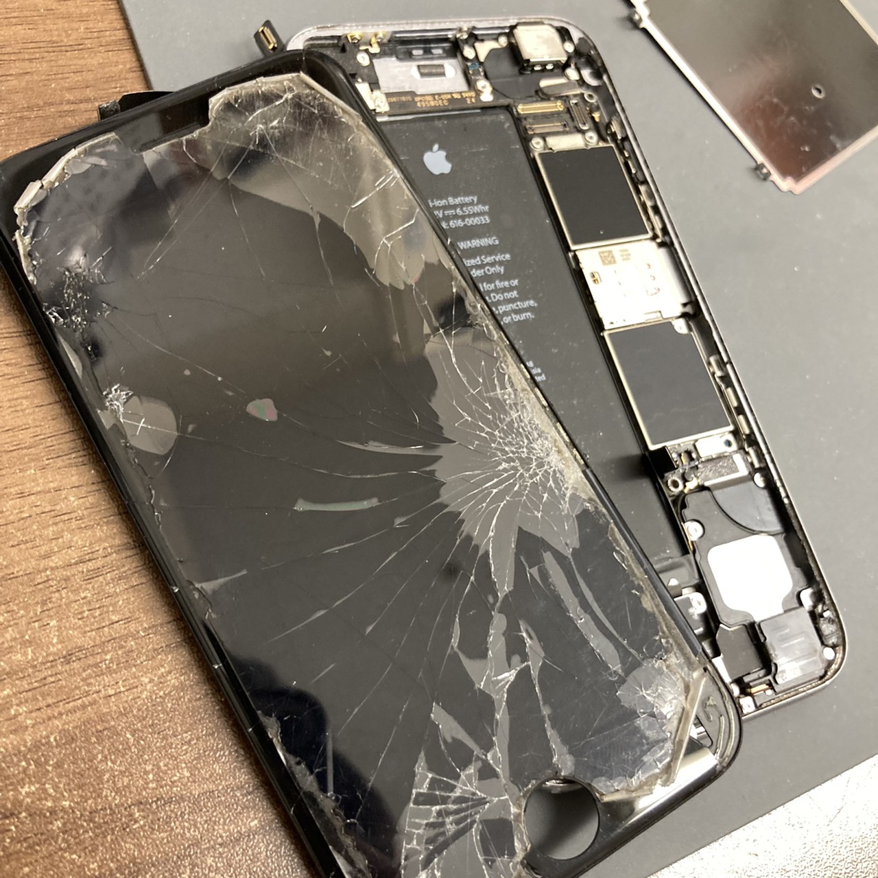 iPhone6S ガラスパネル 交換修理 即日 帯広