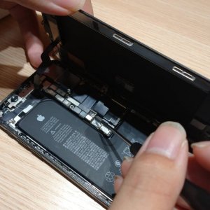 iPhoneXS  バッテリー交換