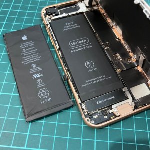 iPhone8 バッテリー交換
