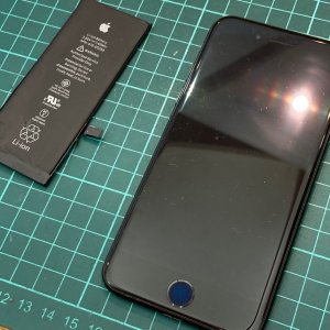 iPhone8Plus バッテリー交換